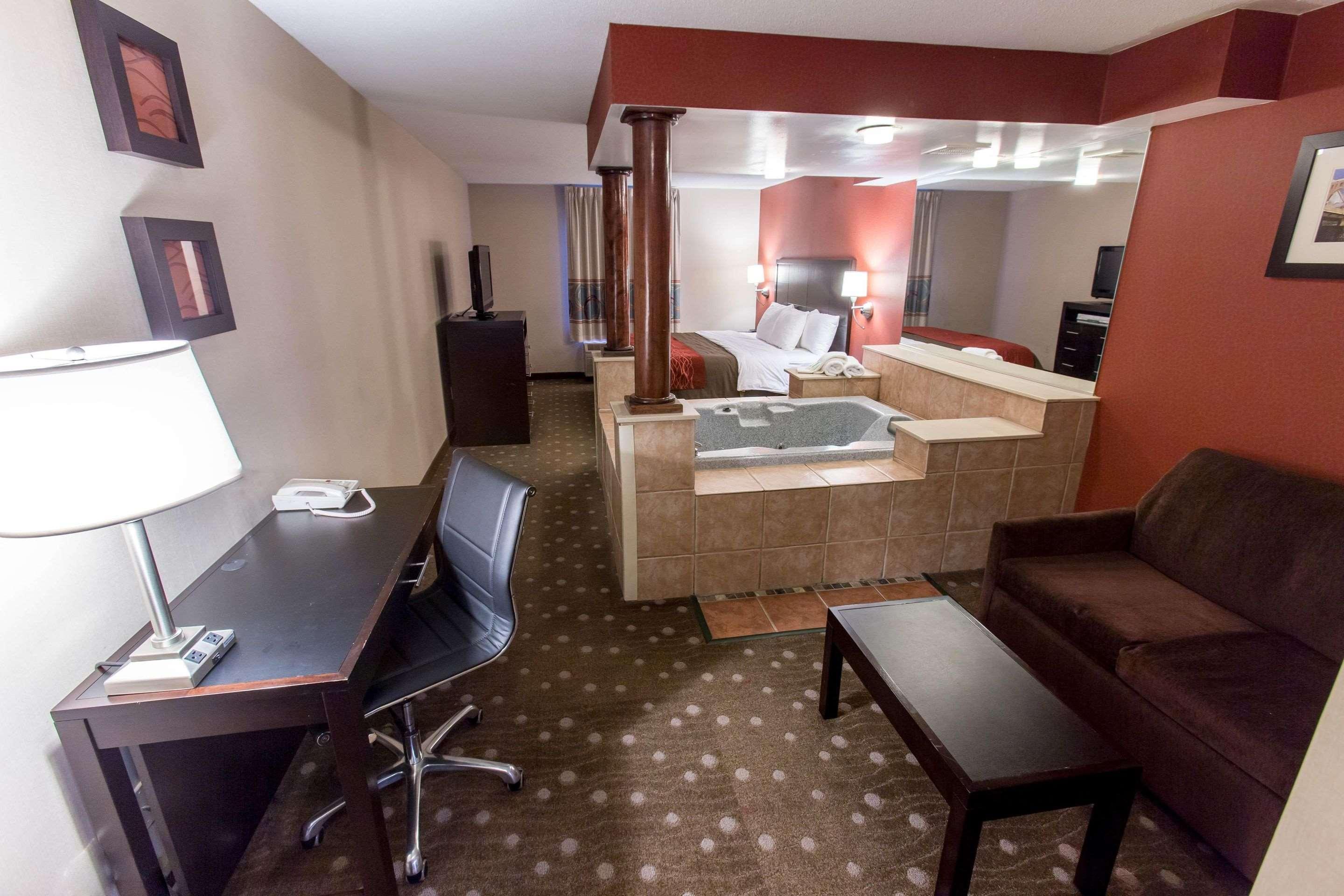 Comfort Inn Pittsburgh Exterior foto